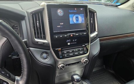 Toyota Land Cruiser 200, 2015 год, 7 800 000 рублей, 4 фотография