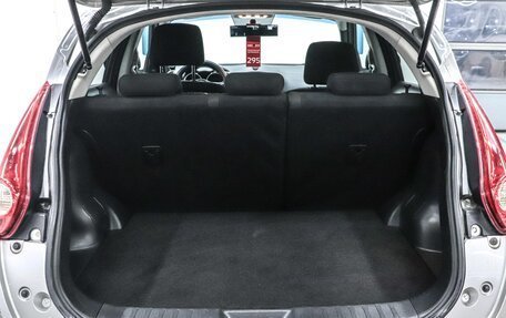 Nissan Juke II, 2011 год, 999 000 рублей, 25 фотография