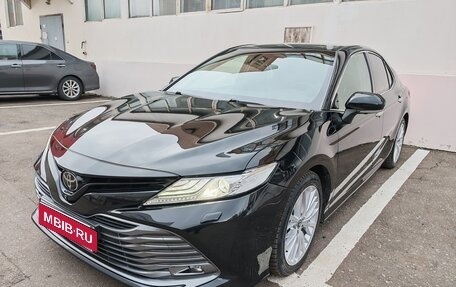 Toyota Camry, 2019 год, 3 199 000 рублей, 1 фотография