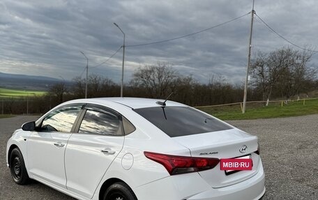 Hyundai Solaris II рестайлинг, 2021 год, 1 250 000 рублей, 7 фотография