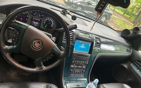 Cadillac Escalade III, 2007 год, 1 550 000 рублей, 10 фотография