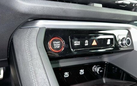 Audi SQ5, 2025 год, 9 827 000 рублей, 19 фотография