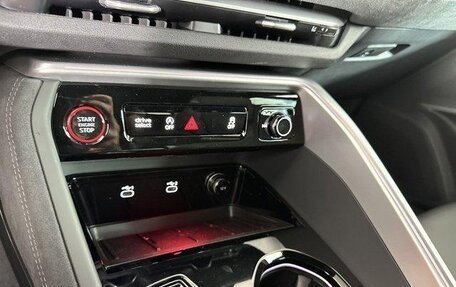 Audi SQ5, 2025 год, 9 827 000 рублей, 18 фотография