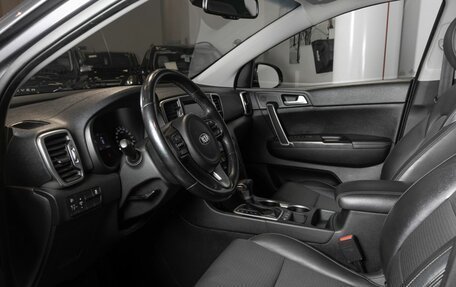 KIA Sportage IV рестайлинг, 2018 год, 2 427 400 рублей, 9 фотография