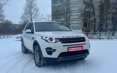 Land Rover Discovery Sport I рестайлинг, 2017 год, 2 300 000 рублей, 1 фотография