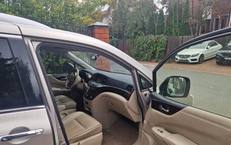 Nissan Quest IV, 2013 год, 745 000 рублей, 2 фотография