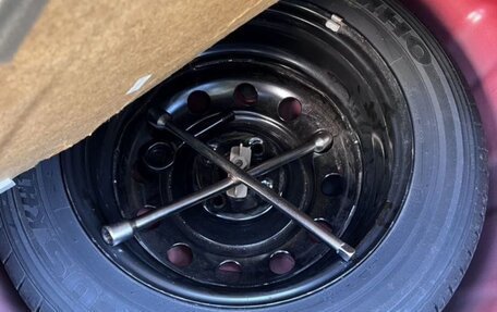 Hyundai Solaris II рестайлинг, 2011 год, 800 000 рублей, 14 фотография