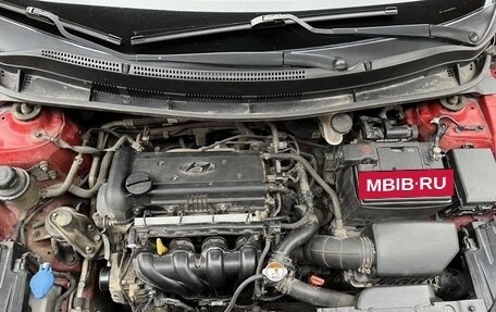 Hyundai Solaris II рестайлинг, 2011 год, 800 000 рублей, 12 фотография