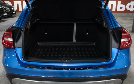 Mercedes-Benz GLA, 2015 год, 2 398 000 рублей, 10 фотография