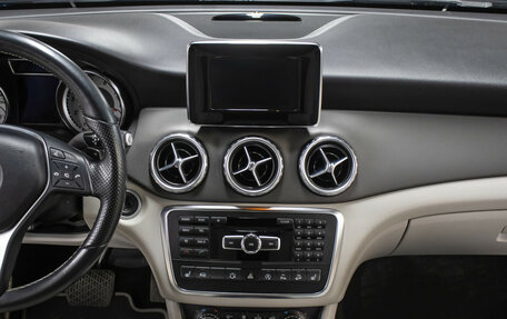 Mercedes-Benz GLA, 2015 год, 2 398 000 рублей, 15 фотография