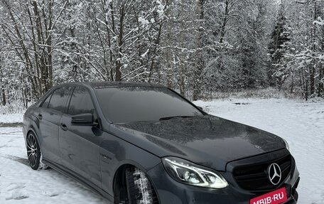 Mercedes-Benz E-Класс, 2010 год, 2 450 000 рублей, 4 фотография