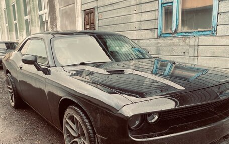 Dodge Challenger III рестайлинг 2, 2010 год, 2 300 000 рублей, 7 фотография