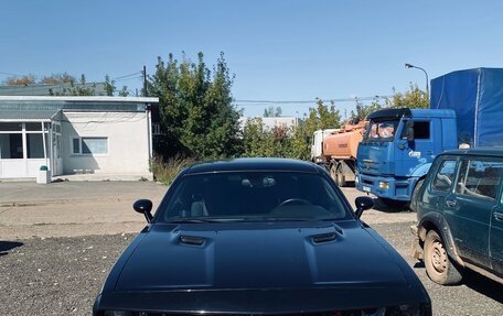 Dodge Challenger III рестайлинг 2, 2010 год, 2 300 000 рублей, 12 фотография