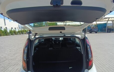 KIA Soul II рестайлинг, 2018 год, 1 840 000 рублей, 4 фотография