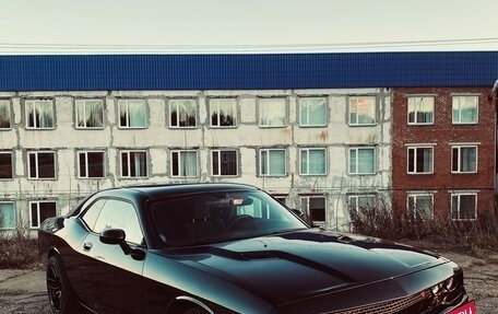 Dodge Challenger III рестайлинг 2, 2010 год, 2 300 000 рублей, 5 фотография