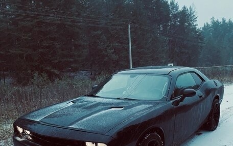 Dodge Challenger III рестайлинг 2, 2010 год, 2 300 000 рублей, 8 фотография