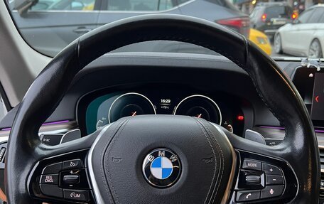 BMW 5 серия, 2019 год, 3 900 000 рублей, 6 фотография