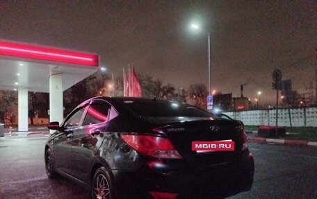 Hyundai Solaris II рестайлинг, 2012 год, 370 000 рублей, 2 фотография