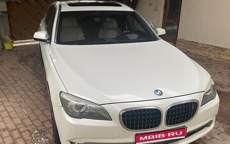 BMW 7 серия, 2010 год, 2 000 000 рублей, 1 фотография