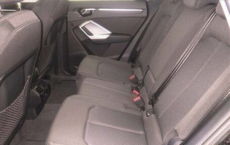 Audi Q3, 2022 год, 1 926 000 рублей, 5 фотография