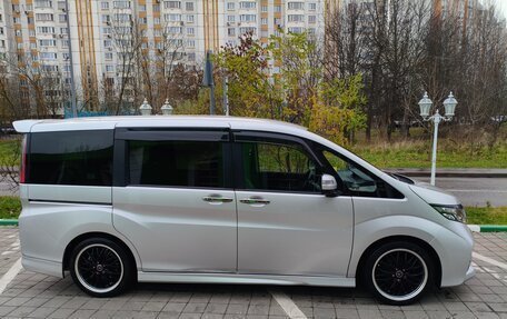 Honda Stepwgn IV, 2016 год, 2 200 000 рублей, 2 фотография