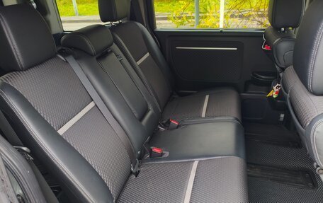 Honda Stepwgn IV, 2016 год, 2 200 000 рублей, 11 фотография