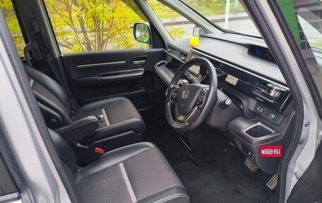 Honda Stepwgn IV, 2016 год, 2 200 000 рублей, 15 фотография