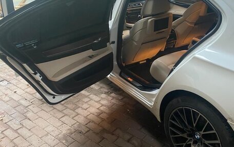 BMW 7 серия, 2010 год, 2 000 000 рублей, 8 фотография