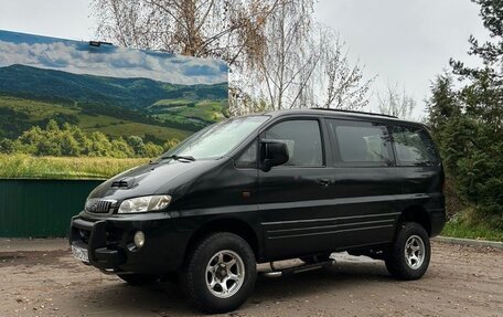 Hyundai Starex I рестайлинг, 2002 год, 800 000 рублей, 2 фотография