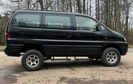 Hyundai Starex I рестайлинг, 2002 год, 800 000 рублей, 9 фотография