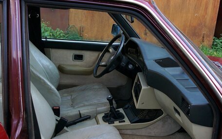 BMW 5 серия, 1983 год, 1 300 000 рублей, 16 фотография