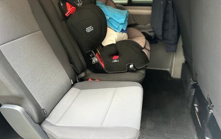 Volkswagen Transporter T6 рестайлинг, 2018 год, 2 950 000 рублей, 18 фотография