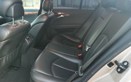 Mercedes-Benz E-Класс, 2005 год, 899 000 рублей, 11 фотография