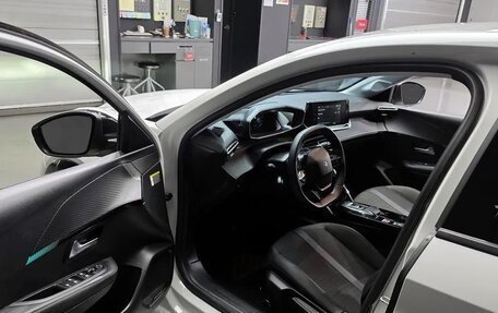 Peugeot 208 II, 2022 год, 2 380 469 рублей, 8 фотография