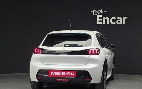 Peugeot 208 II, 2022 год, 2 380 469 рублей, 3 фотография