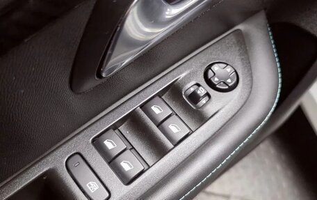 Peugeot 208 II, 2022 год, 2 380 469 рублей, 20 фотография