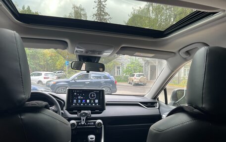 Toyota RAV4, 2020 год, 2 998 000 рублей, 6 фотография