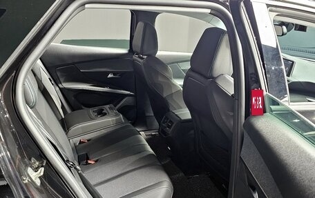 Peugeot 3008 II, 2022 год, 2 010 469 рублей, 11 фотография