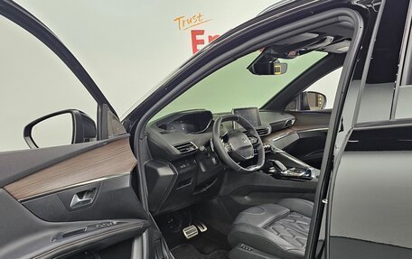 Peugeot 3008 II, 2022 год, 2 250 469 рублей, 8 фотография