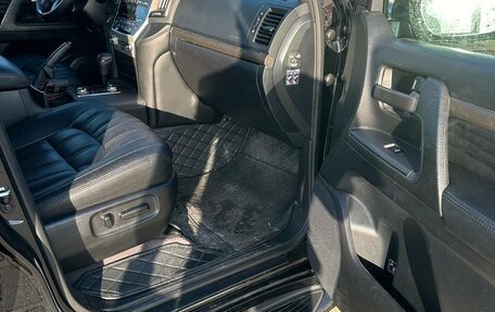 Toyota Land Cruiser 200, 2008 год, 4 200 000 рублей, 16 фотография