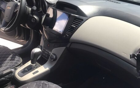 Chevrolet Cruze II, 2012 год, 700 000 рублей, 16 фотография