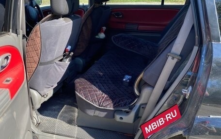 Suzuki Escudo III, 2001 год, 680 000 рублей, 3 фотография