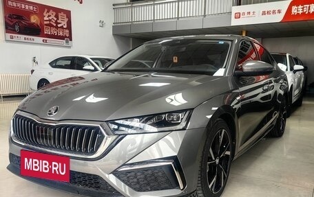 Skoda Octavia IV, 2022 год, 2 430 000 рублей, 1 фотография