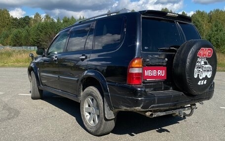 Suzuki Escudo III, 2001 год, 680 000 рублей, 16 фотография