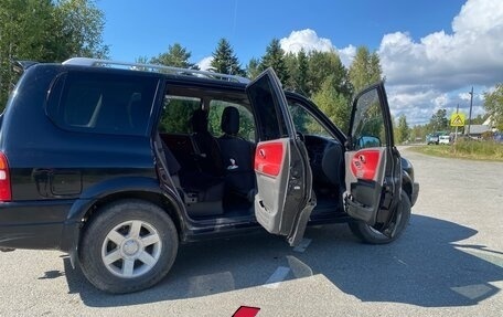 Suzuki Escudo III, 2001 год, 680 000 рублей, 14 фотография