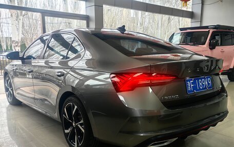 Skoda Octavia IV, 2022 год, 2 430 000 рублей, 7 фотография