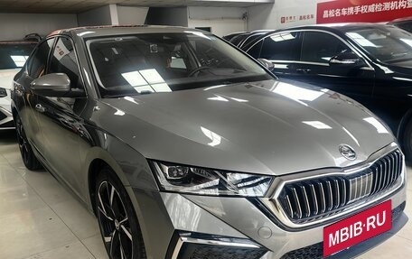 Skoda Octavia IV, 2022 год, 2 430 000 рублей, 4 фотография