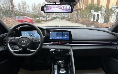 Hyundai Elantra, 2022 год, 1 910 000 рублей, 5 фотография