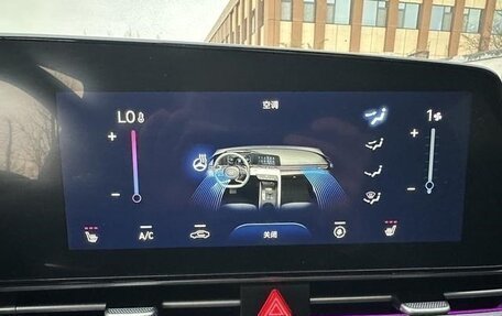 Hyundai Elantra, 2022 год, 1 910 000 рублей, 10 фотография