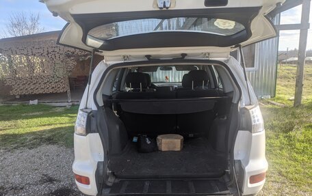 Mitsubishi Outlander III рестайлинг 3, 2012 год, 900 000 рублей, 5 фотография